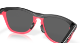 Päikeseprillid OAKLEY Frogskins Hybrid Matte Black/Neon Pink Prizm Black Matte Black/Neon Pink Prizm Black