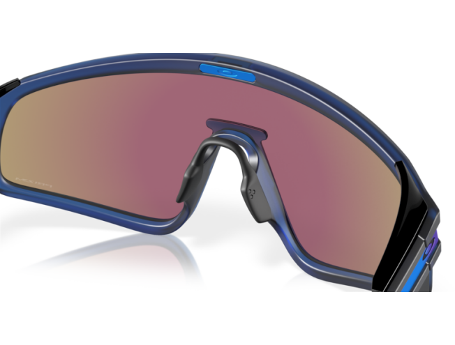 Päikeseprillid OAKLEY Latch Panel Matte Transparent Navy Prizm Sapphire Matte Transparent Navy Prizm Sapphire